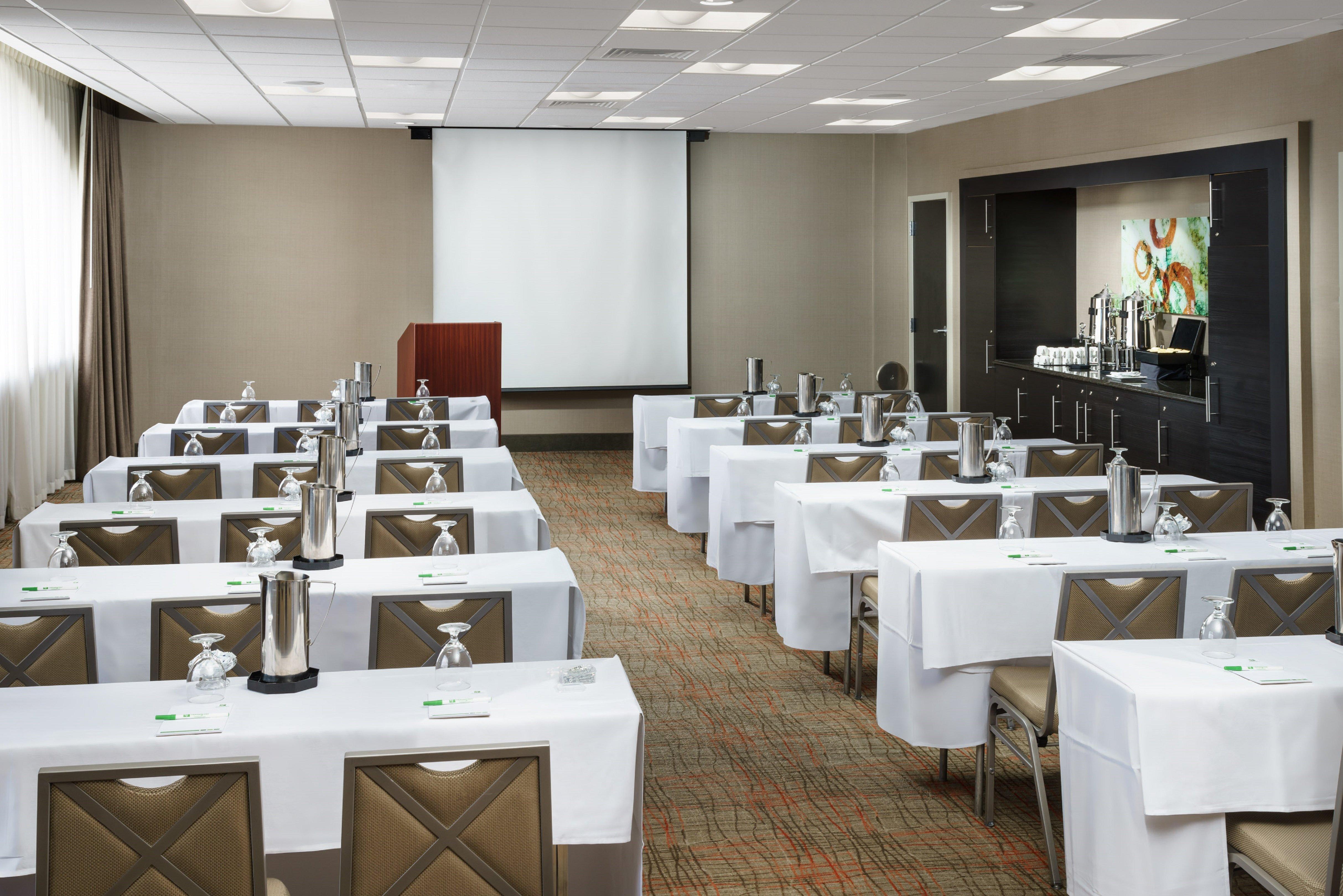 Holiday Inn Charlotte University By Ihg Buitenkant foto