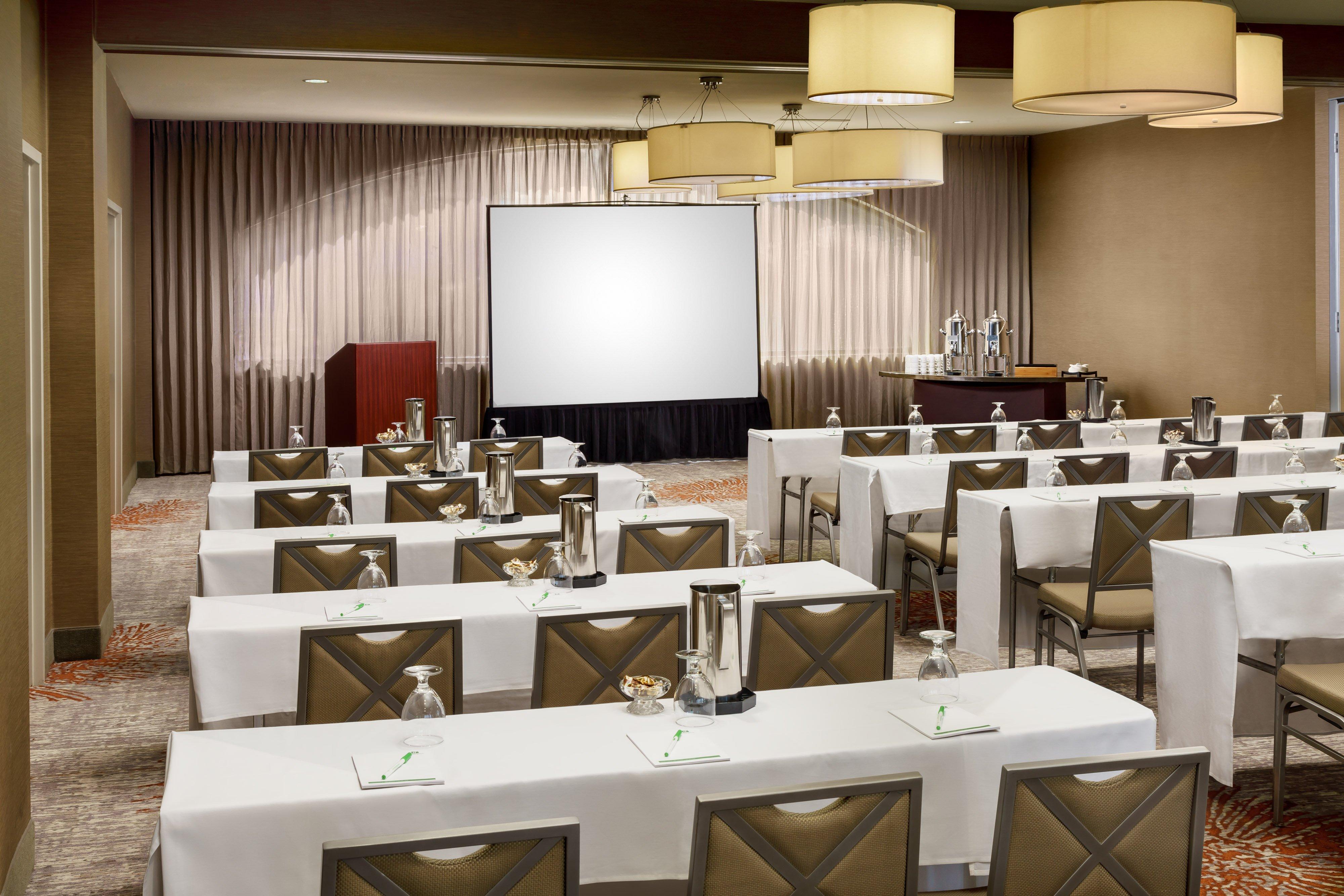 Holiday Inn Charlotte University By Ihg Buitenkant foto