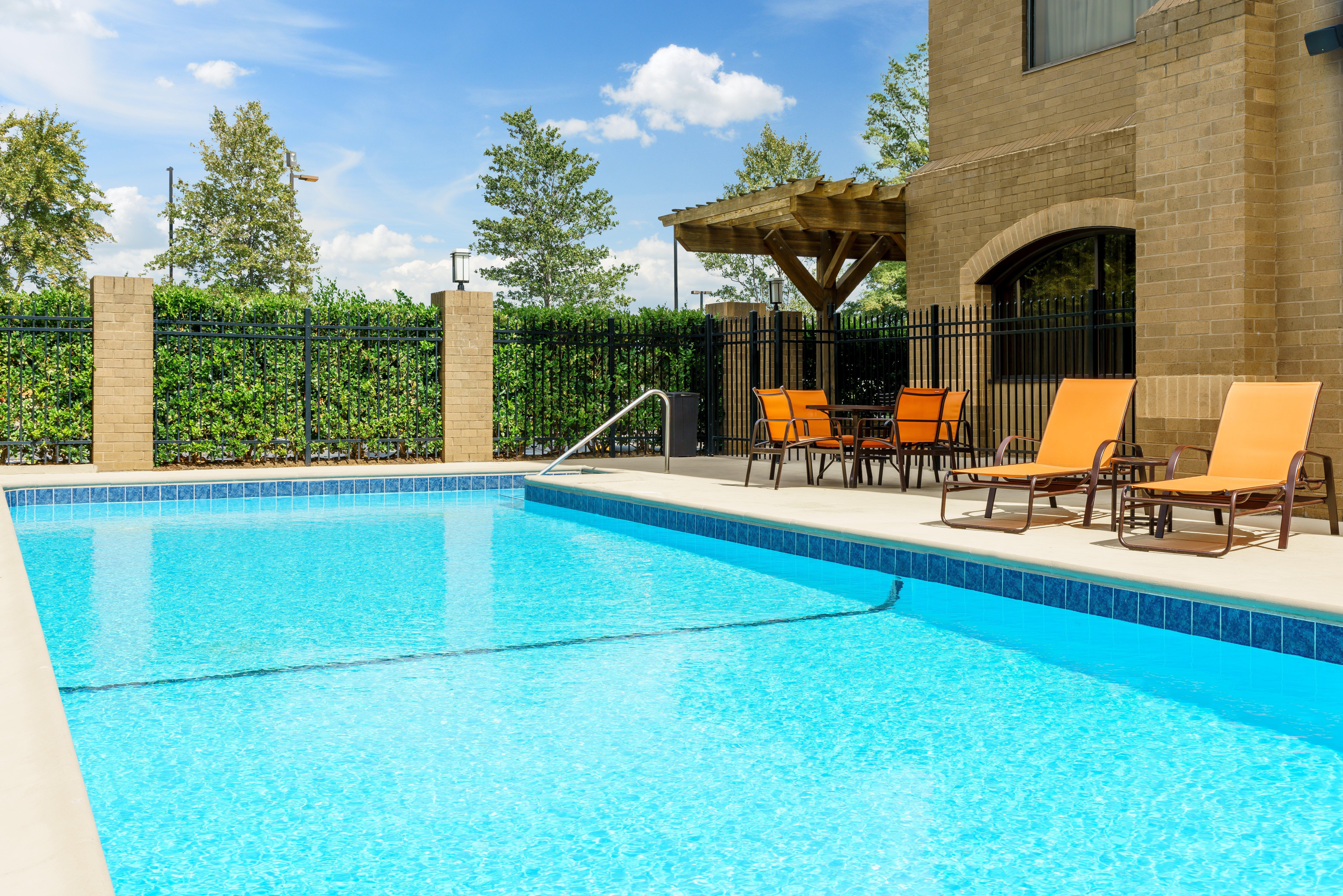 Holiday Inn Charlotte University By Ihg Buitenkant foto