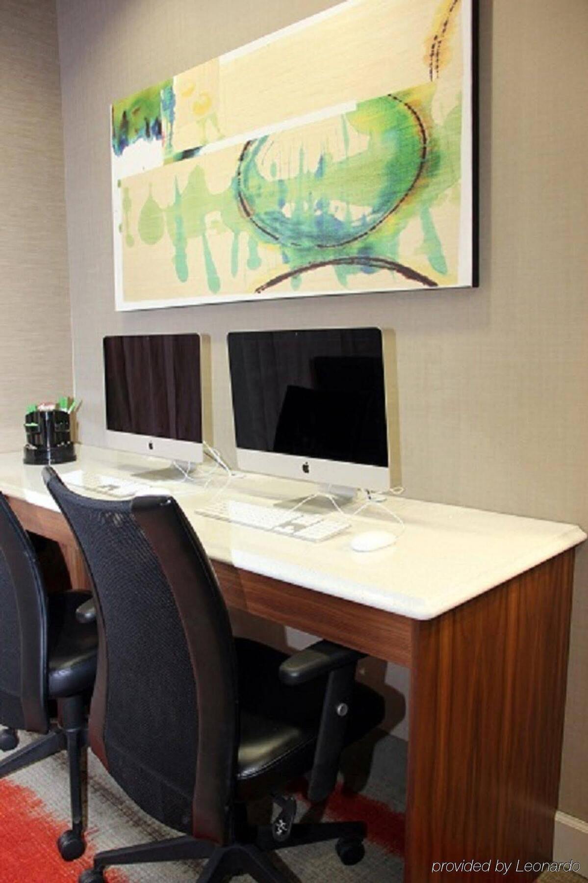 Holiday Inn Charlotte University By Ihg Buitenkant foto